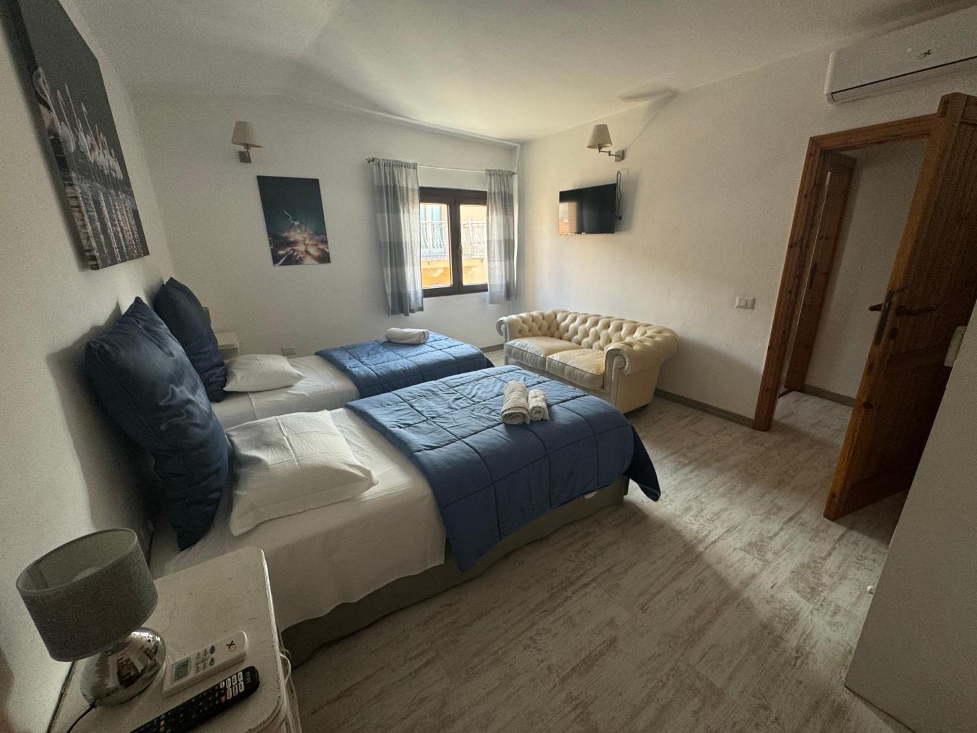 Pm 1 Via Armando Diaz Guest House Olbia Exterior foto