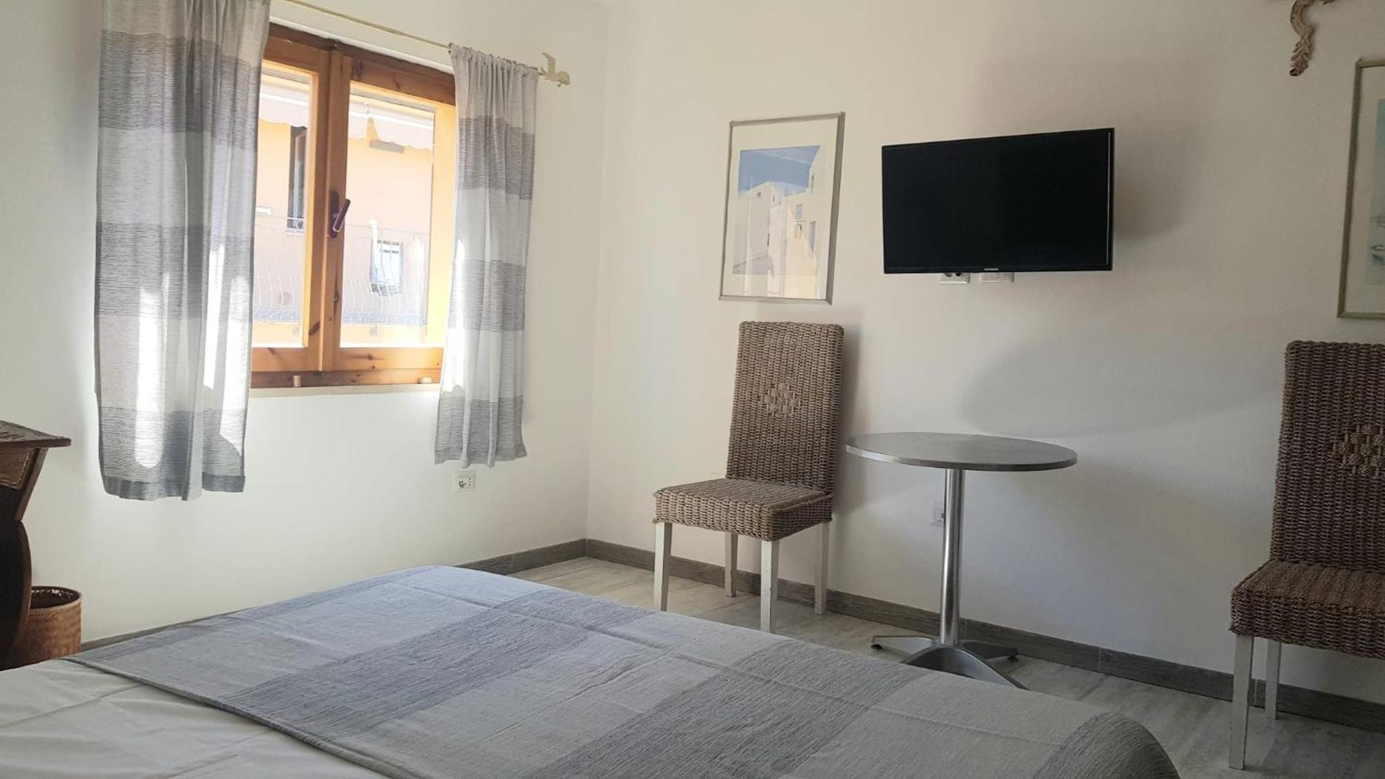 Pm 1 Via Armando Diaz Guest House Olbia Exterior foto